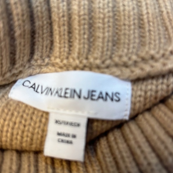 Calvin Klein Jeans tan vest, size XS, NWT. - Picture 5 of 7